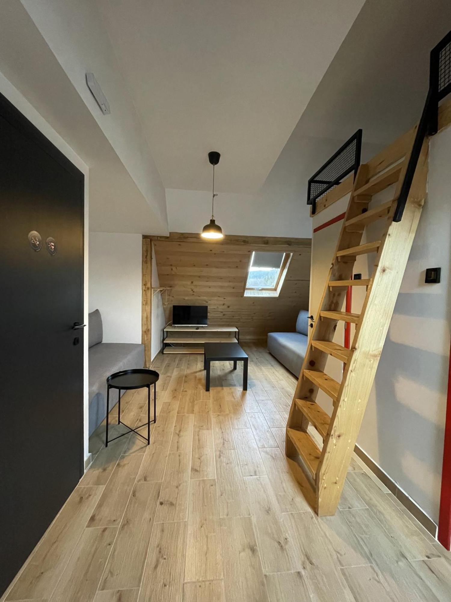 Montana Hotel Lisina Ngoại thất bức ảnh